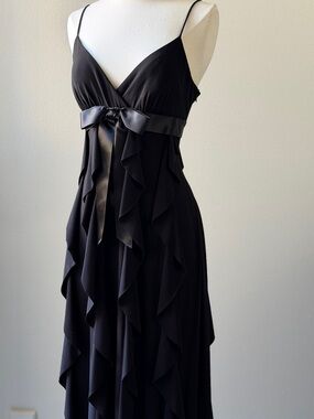 Cache Strappy Black Ruffled Satin-Belt Evening Gown